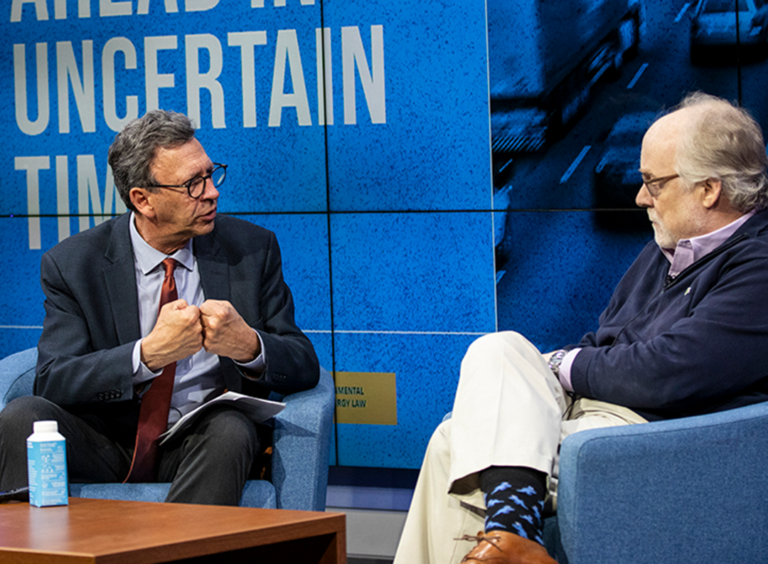 Frank Sesno speaks with guest about tackling issues in uncertain times