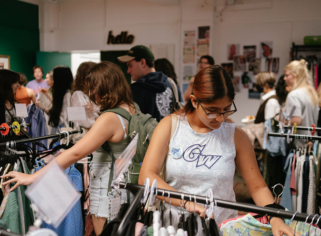 students shop used clothing